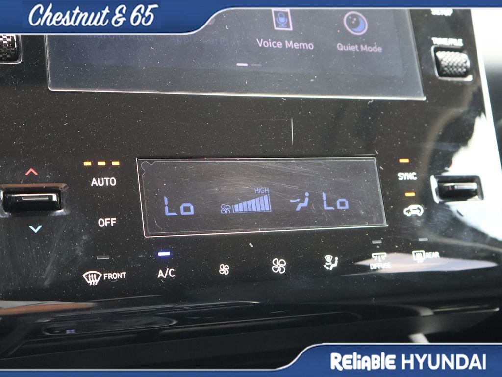 Used 2024 Hampton Gray Hyundai SEL image 37