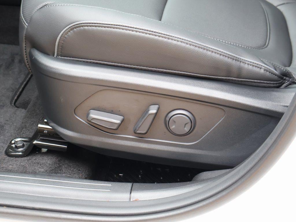 2026 Hyundai Santa Cruz Limited - Photo 24