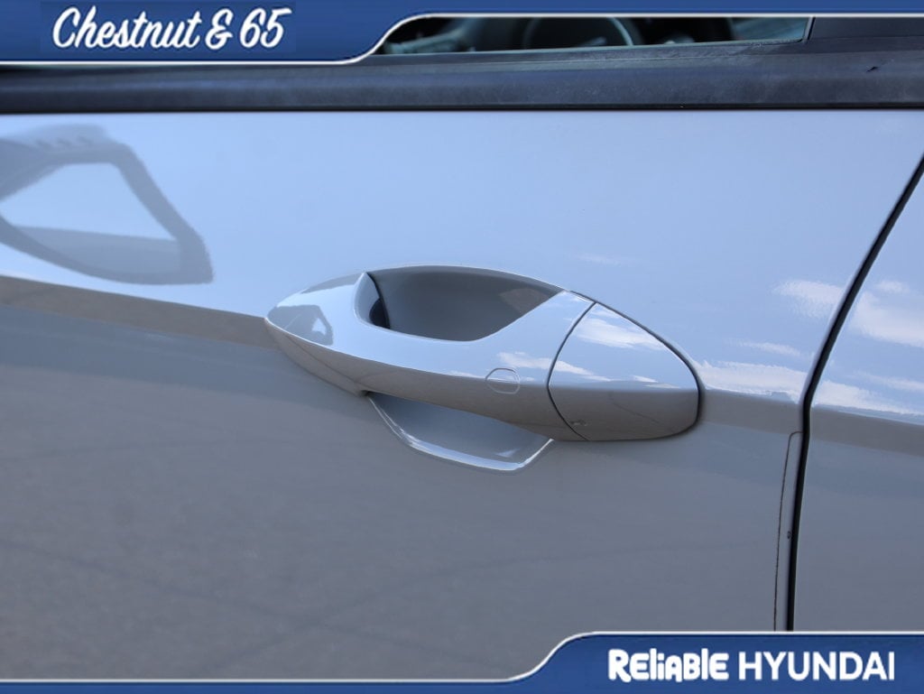 2024 Hyundai Kona SEL - Photo 19
