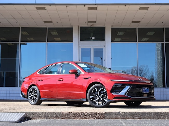 2024 Hyundai Sonata SEL Sedan