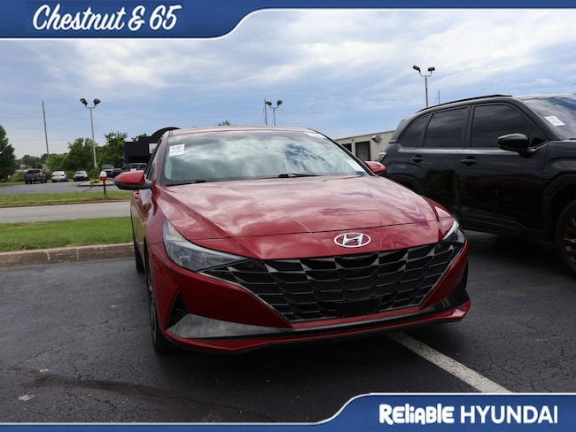 2023 Hyundai Elantra Limited Sedan