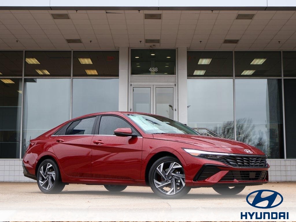 New 2025 Hyundai Elantra Limited Sedan