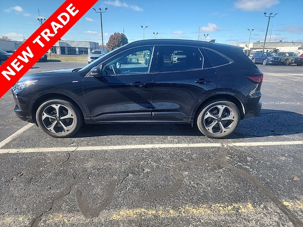 Used 2025 Ford Escape ST-Line Elite SUV