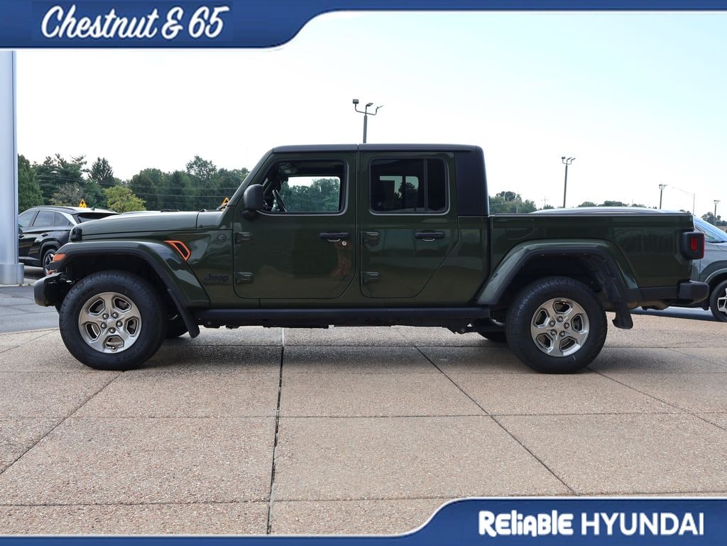 Used 2023 Jeep Gladiator Sport Truck Crew Cab