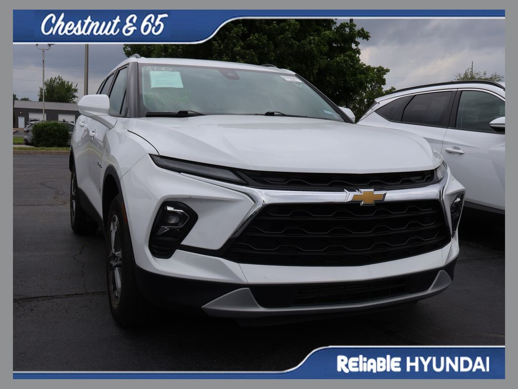 2023 Chevrolet Blazer 2.0T 2LT FWD's photo