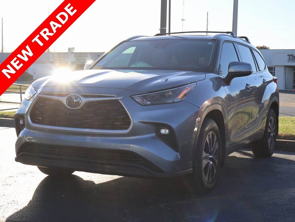 2022 Toyota Venza photo 3