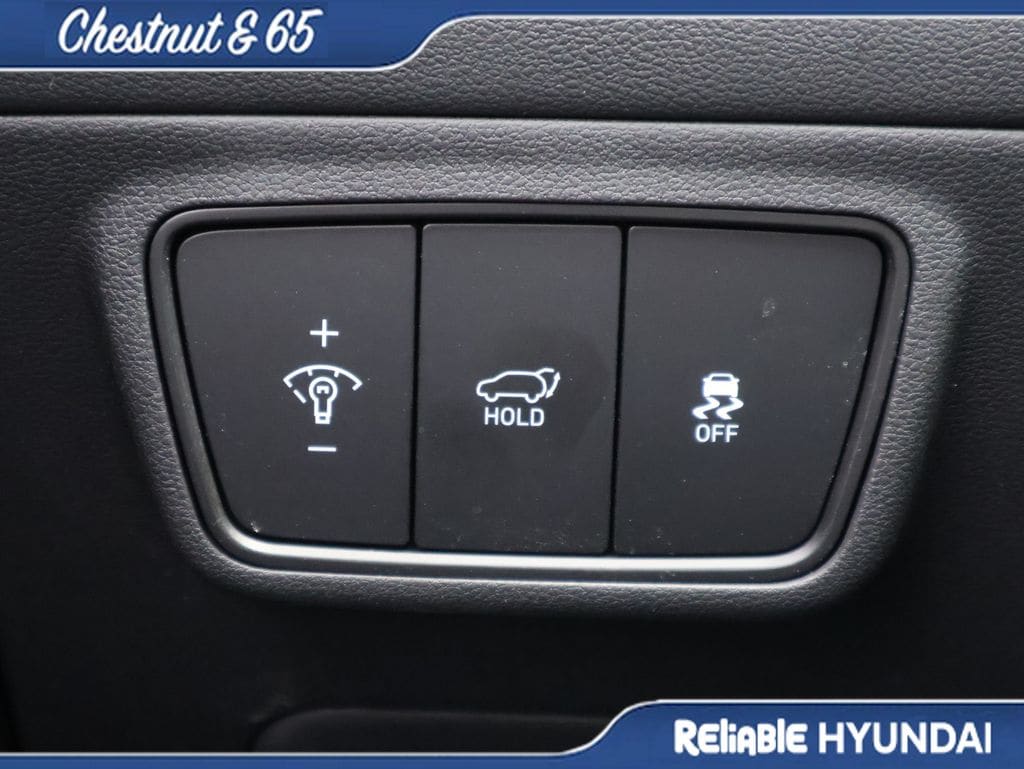 Used 2024 Hampton Gray Hyundai SEL image 32