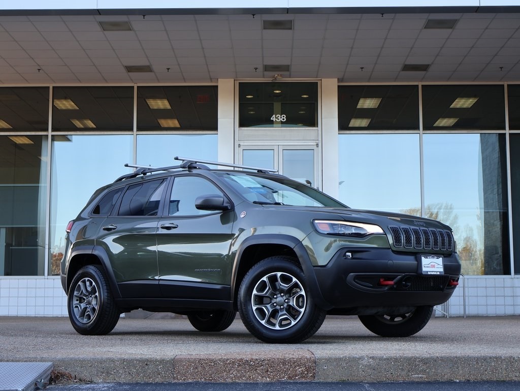 Used 2021 Jeep Cherokee Trailhawk SUV