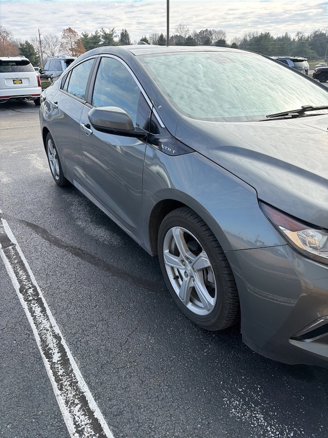 2017 Chevrolet Volt LT Hatchback