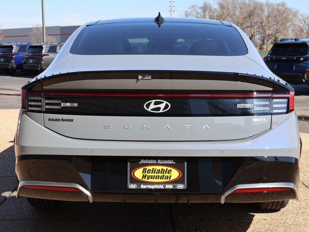 New 2026 Hyundai Sonata Hybrid Limited Sedan