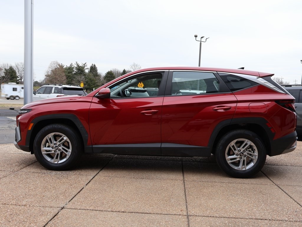Certified 2025 Hyundai Tucson SE SUV