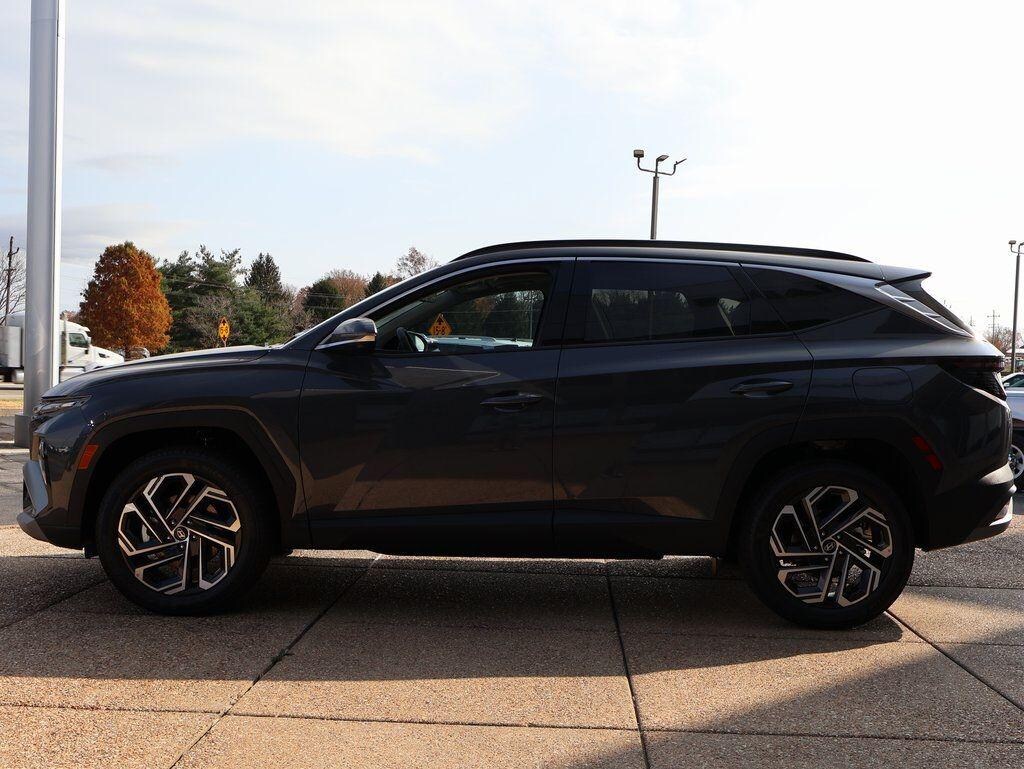 New 2026 Hyundai Tucson Limited AWD SUV