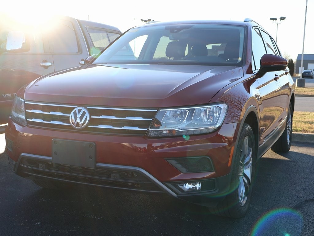 2021 Volkswagen Tiguan SEL's photo