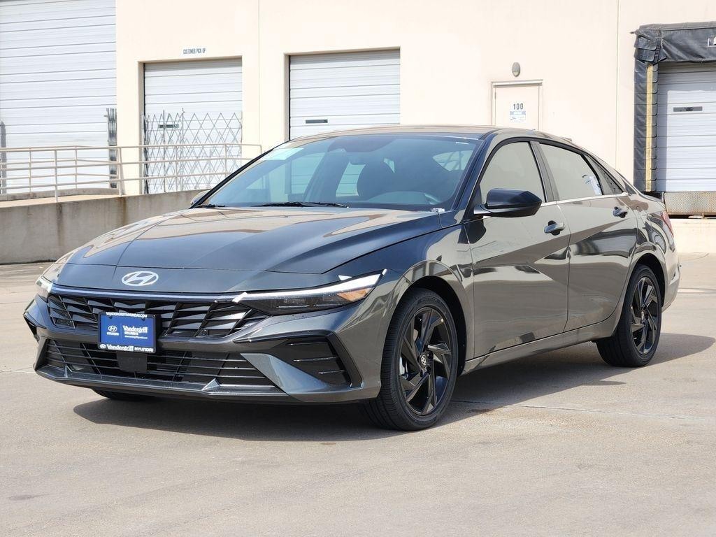New 2026 Hyundai Elantra SEL Sport Sedan
