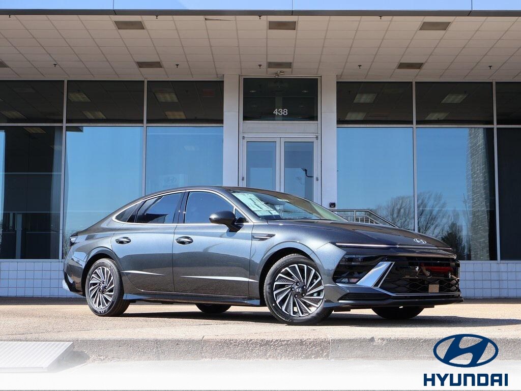 New 2026 Hyundai Sonata Hybrid SEL Sedan
