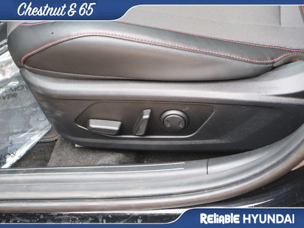 2023 Hyundai Elantra N Line - Photo 23