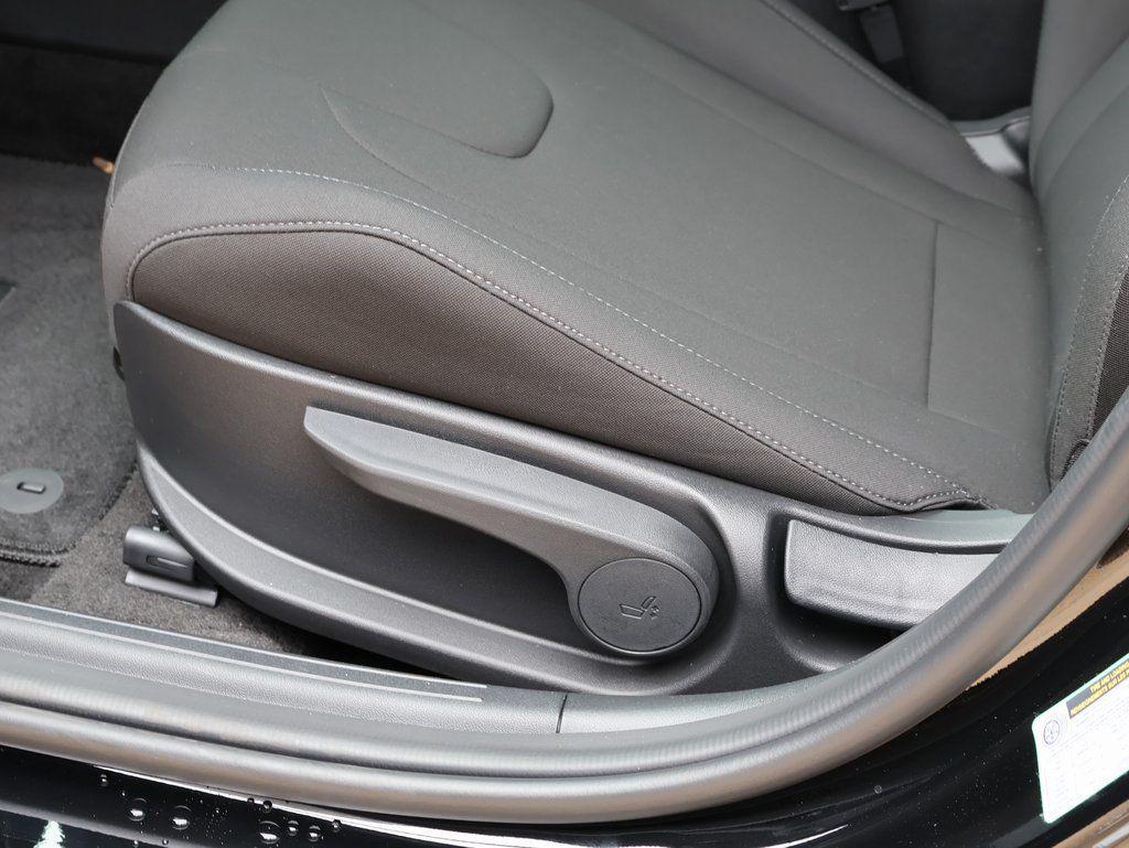 2025 Hyundai Elantra SEL - Photo 24