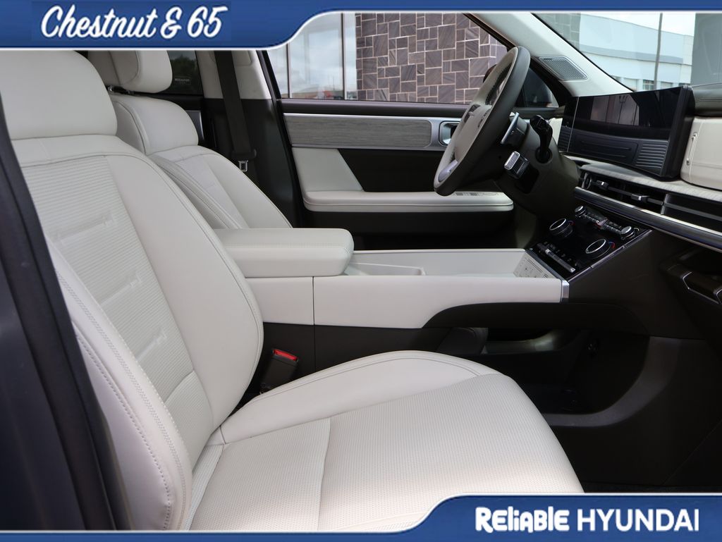 Certified Used 2025 Ecotronic Gray Matte Hyundai Calligraphy image 10