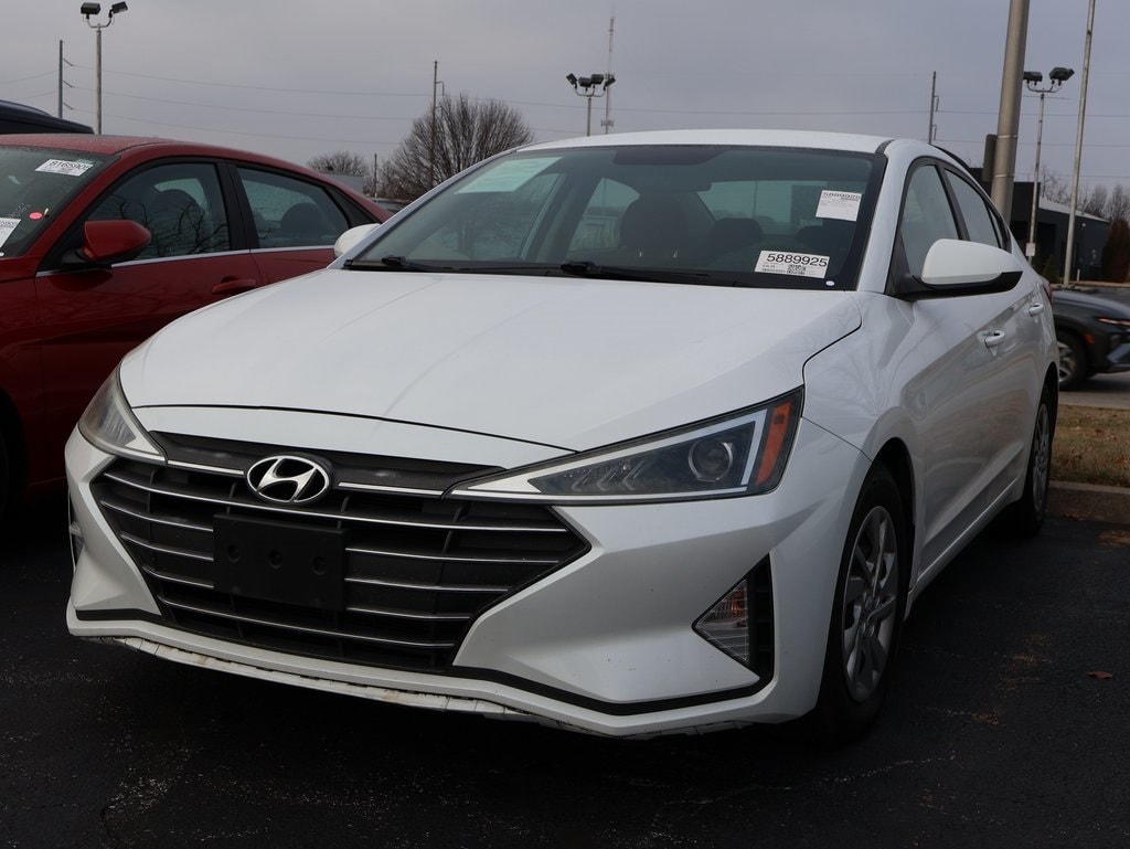 2019 Hyundai Elantra SE
