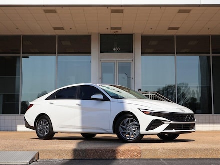 2025 Hyundai Elantra Hybrid Blue Sedan