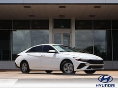 2026 Hyundai Elantra SE Sedan