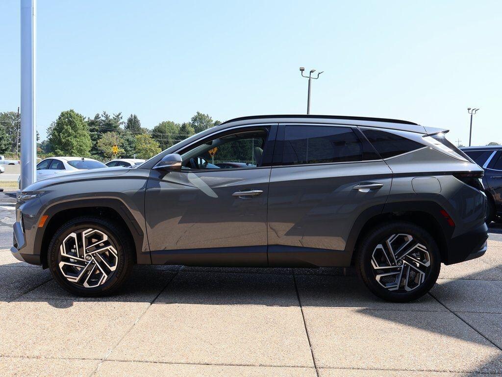 New 2026 Hyundai Tucson Limited AWD SUV