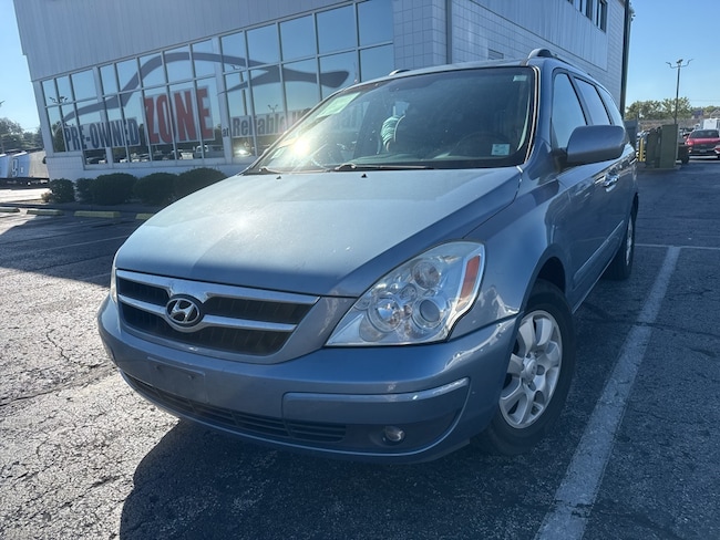 2007 Hyundai Entourage GLS Van