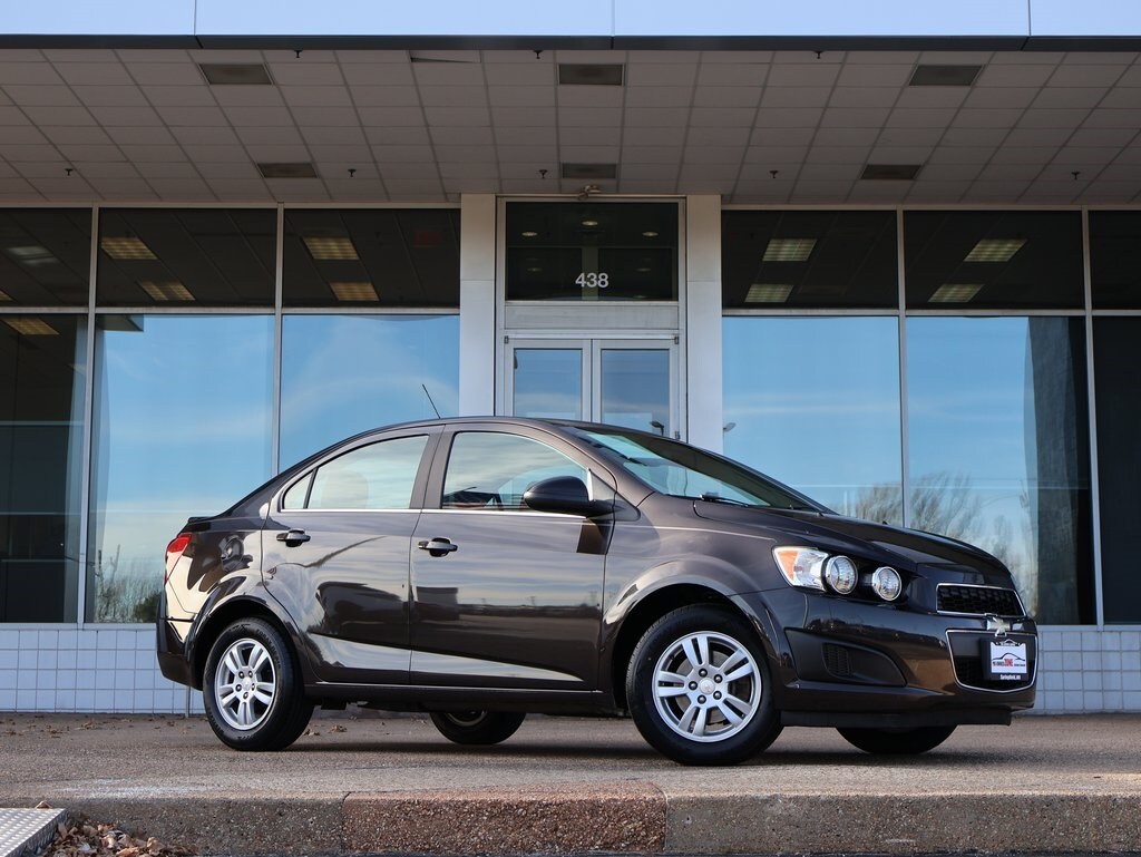 Used 2016 Chevrolet Sonic LT with VIN 1G1JC5SH1G4103998 for sale in Springfield, MO