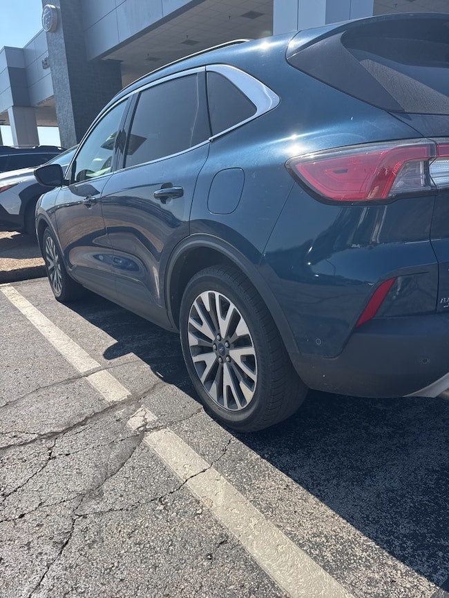 2020 Ford Escape Titanium SUV