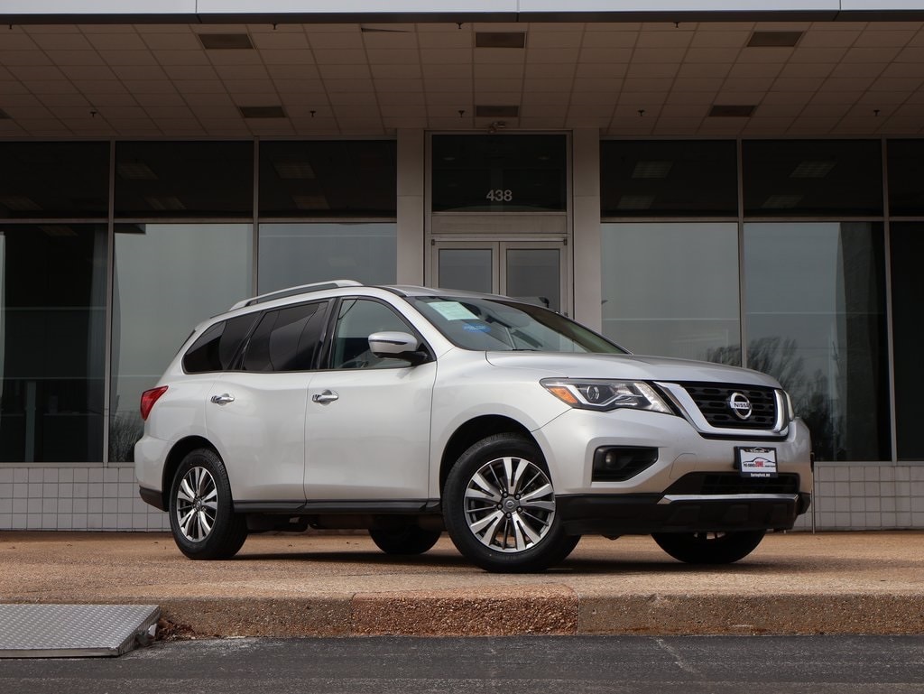 Used 2020 Nissan Pathfinder SL SUV