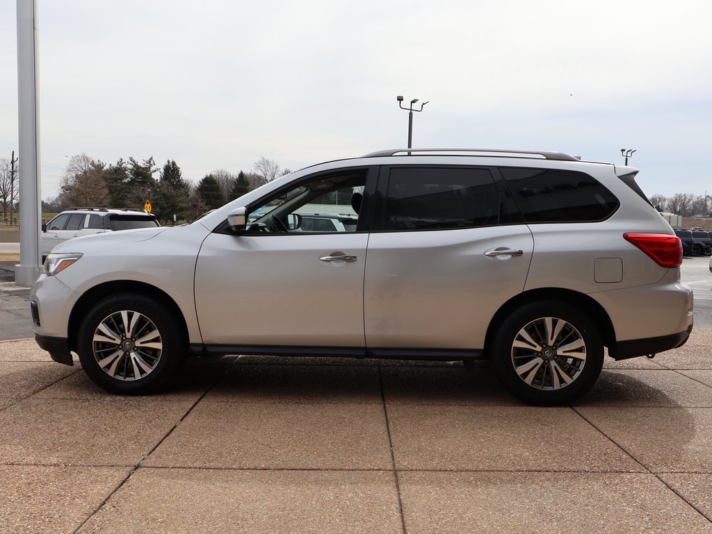Used 2020 Nissan Pathfinder SL SUV