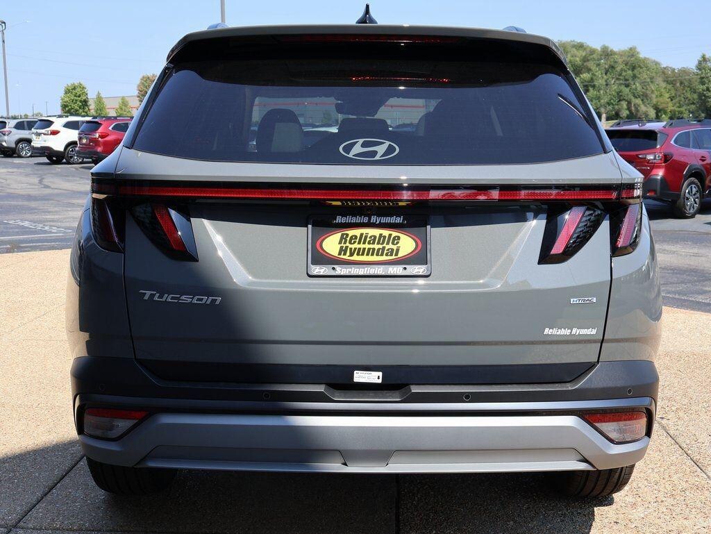 New 2026 Hyundai Tucson Limited AWD SUV