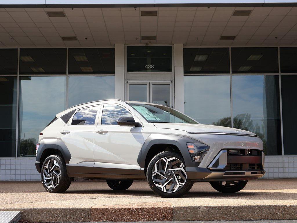 2026 Hyundai Kona SEL Premium's photo