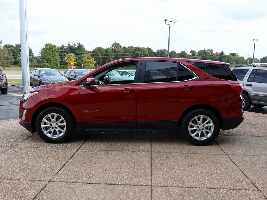 Used 2021 Chevrolet Equinox LT with VIN 3GNAXKEV5ML307468 for sale in Springfield, MO