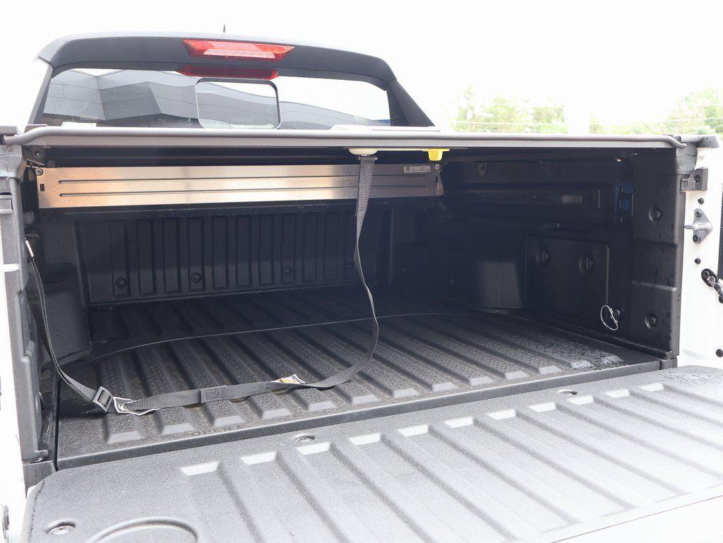 2026 Hyundai Santa Cruz Limited - Photo 16