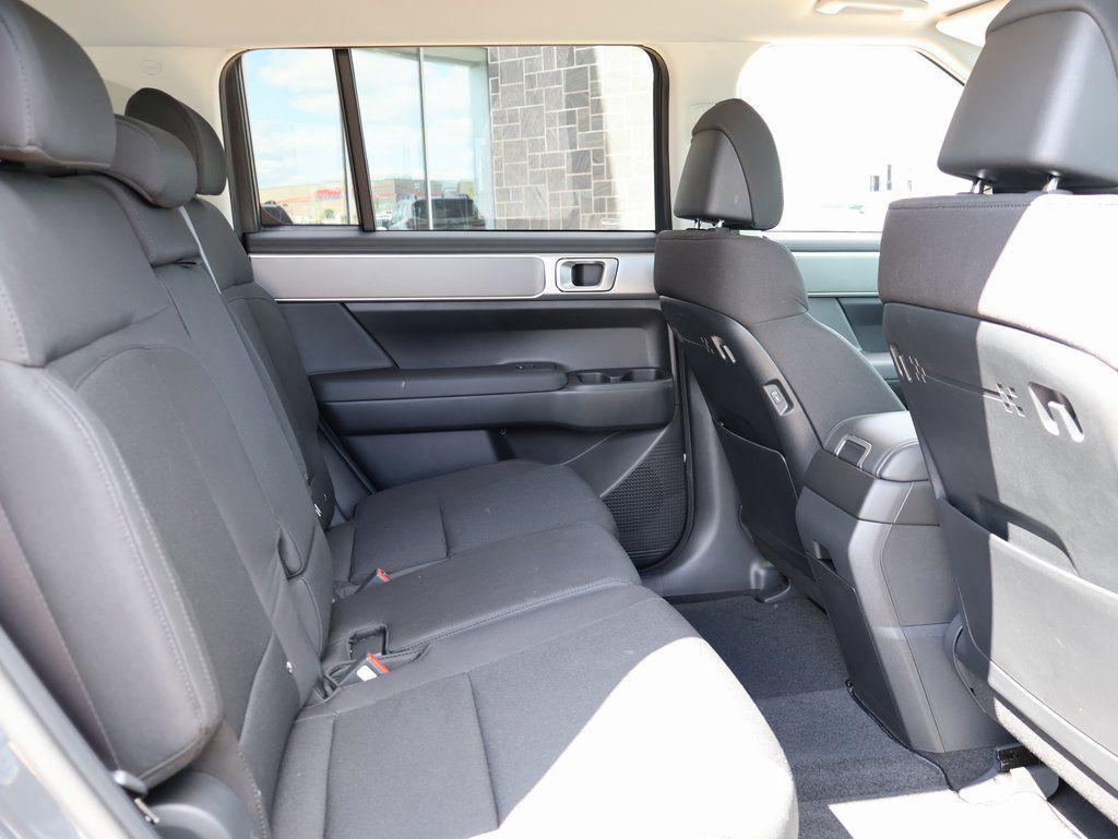 2026 Hyundai Santa Fe SE - Photo 13