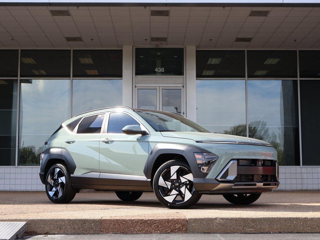 New 2026 Hyundai Kona Limited FWD SUV