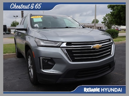 2023 Chevrolet Traverse LT Cloth w/1LT SUV