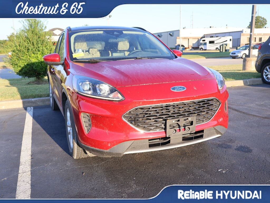 Used 2020 Ford Escape SE SUV