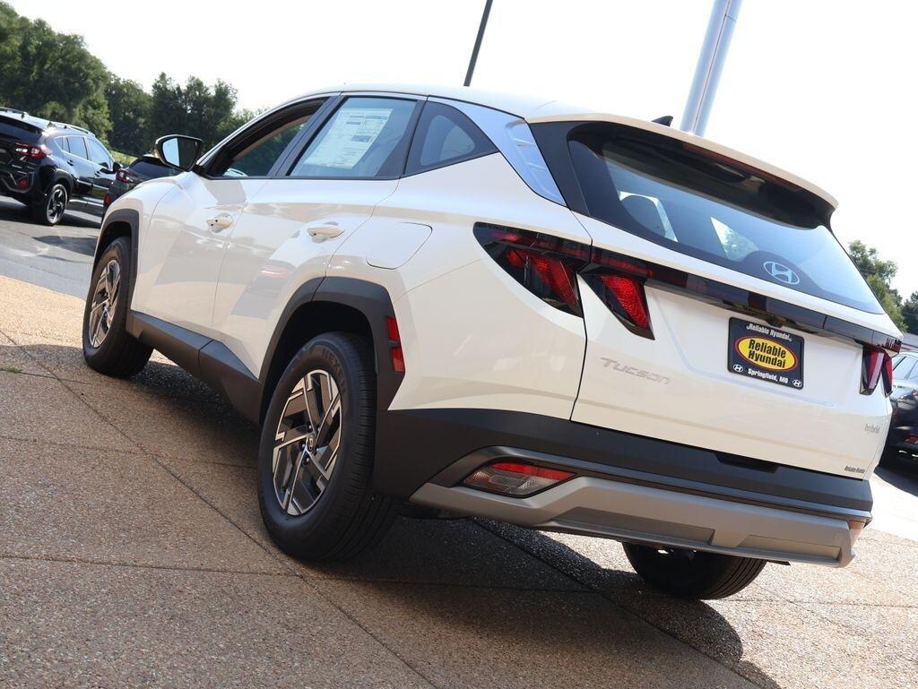 New 2026 Hyundai Tucson Hybrid SE SUV