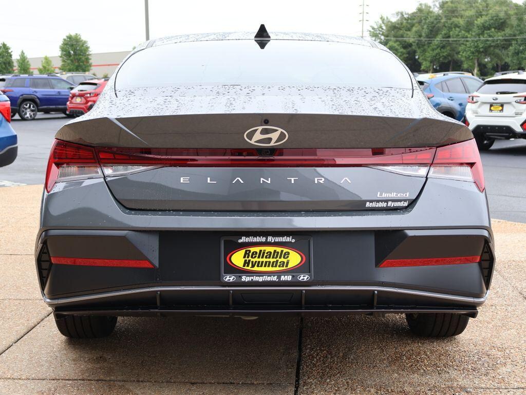 New 2026 Hyundai Elantra Limited Sedan