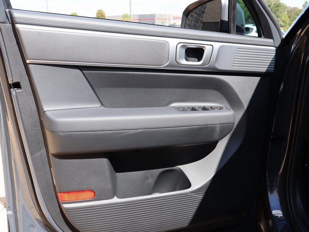 2026 Hyundai Santa Fe SE - Photo 23