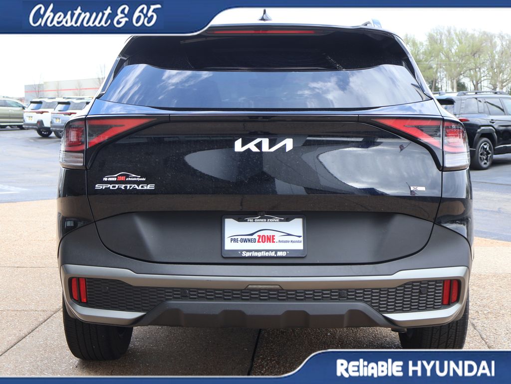 View vehicle photo 5