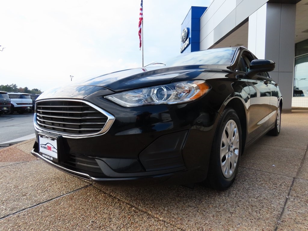 Used 2020 Ford Fusion S with VIN 3FA6P0G75LR188923 for sale in Springfield, MO