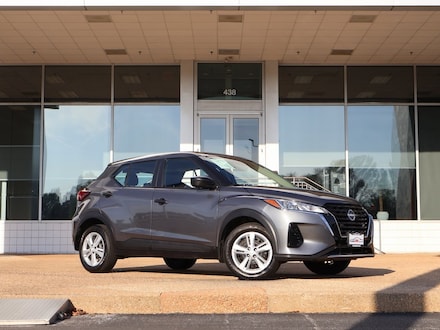 2023 Nissan Kicks S SUV