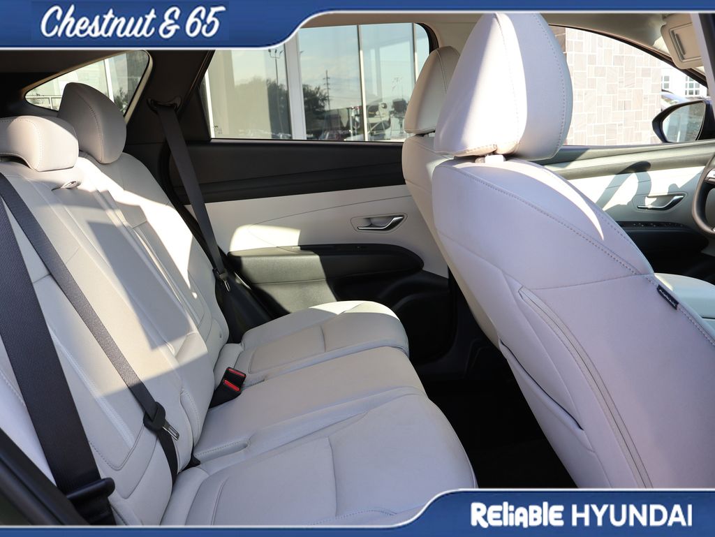 2025 Hyundai Tucson SEL - Photo 12
