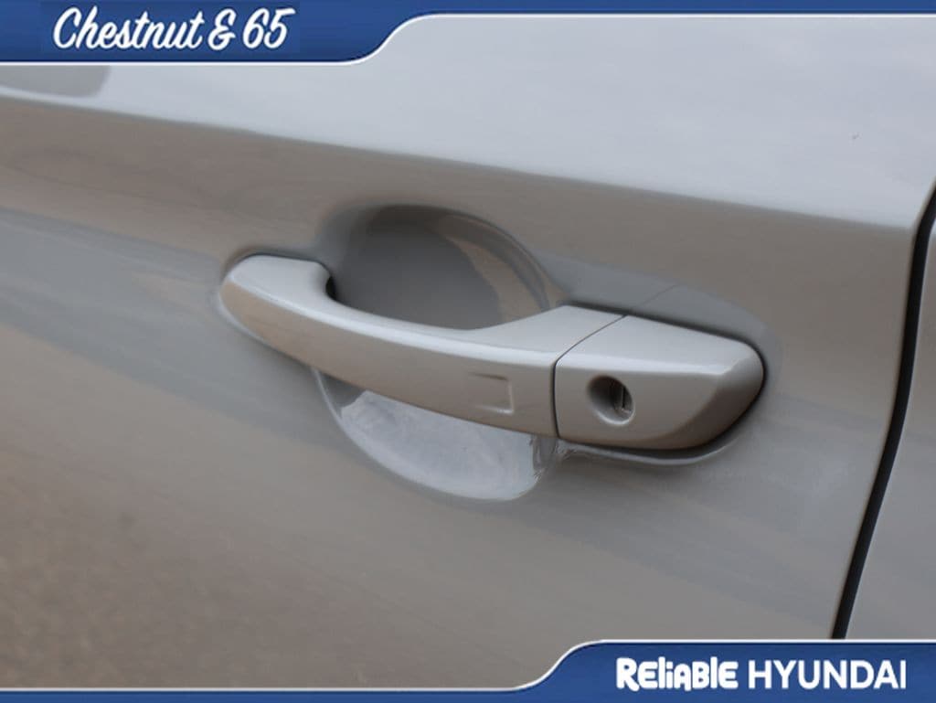 2023 Hyundai Kona SEL - Photo 20