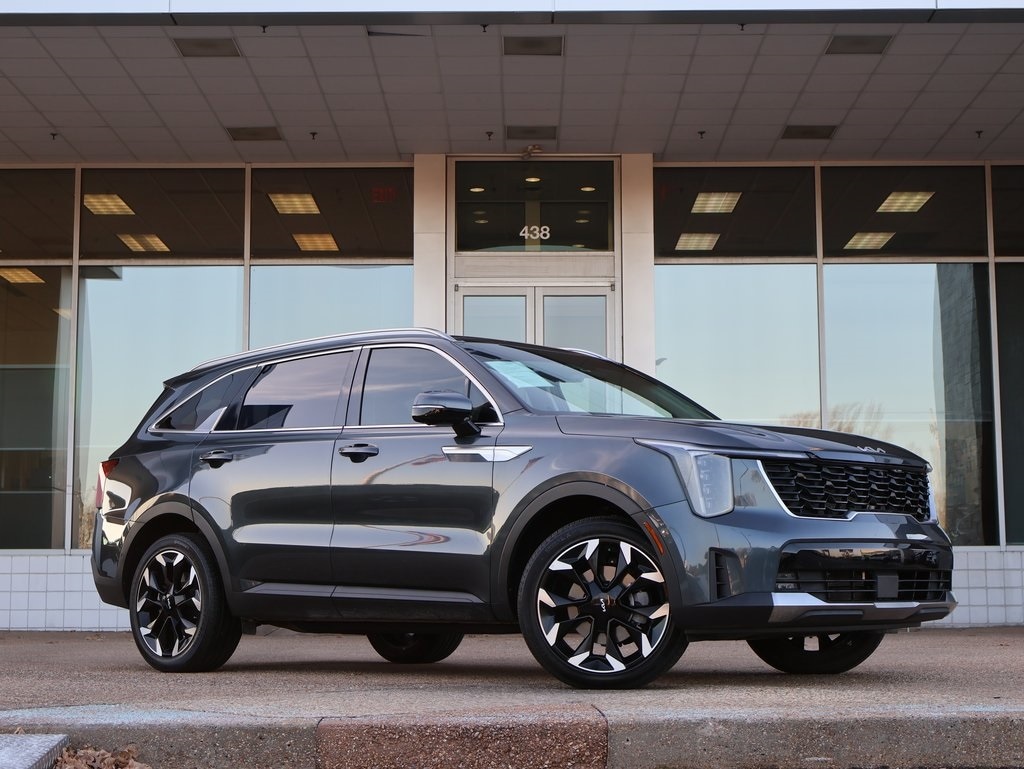 Used 2025 Kia Sorento SX SUV