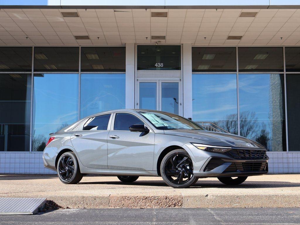 New 2026 Hyundai Elantra SEL Sport Sedan