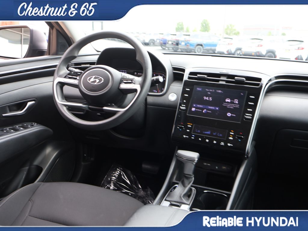 Used 2024 Hampton Gray Hyundai SEL image 14